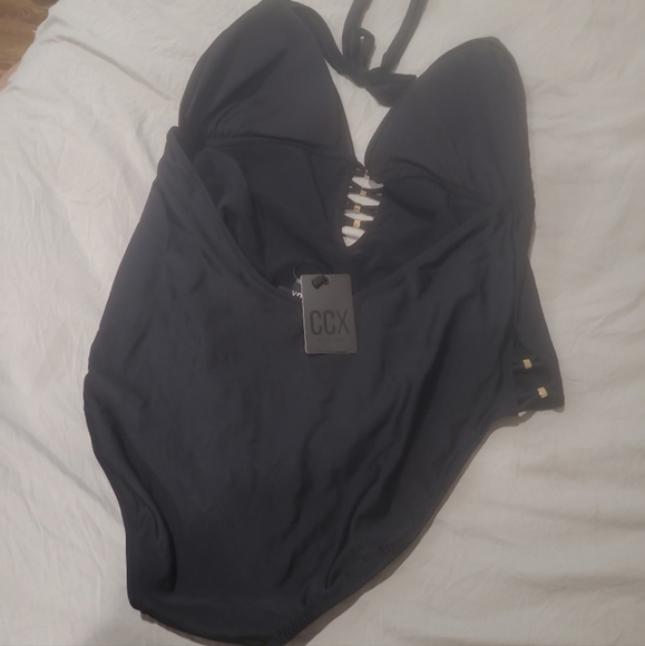 NWT City Chic CCX Gidget 1pc. WOMENS SZ 20 Black Swimsuit halter Plunge LOW back - Picture 4 of 11